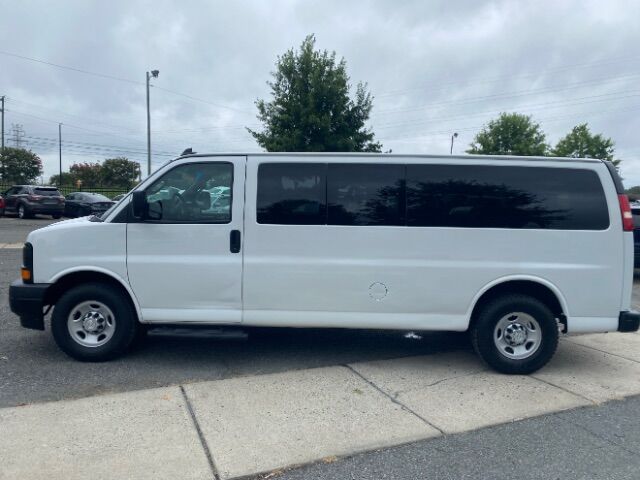 2017 Chevrolet Express 3500 LS 1LS 155.0 WB