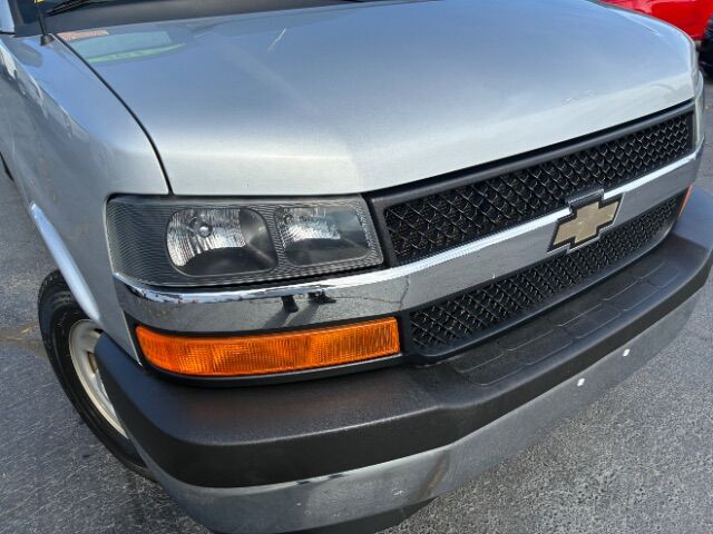 2017 Chevrolet Express 3500 LS