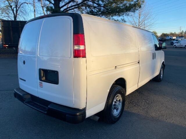 2017 Chevrolet Express 3500 LS