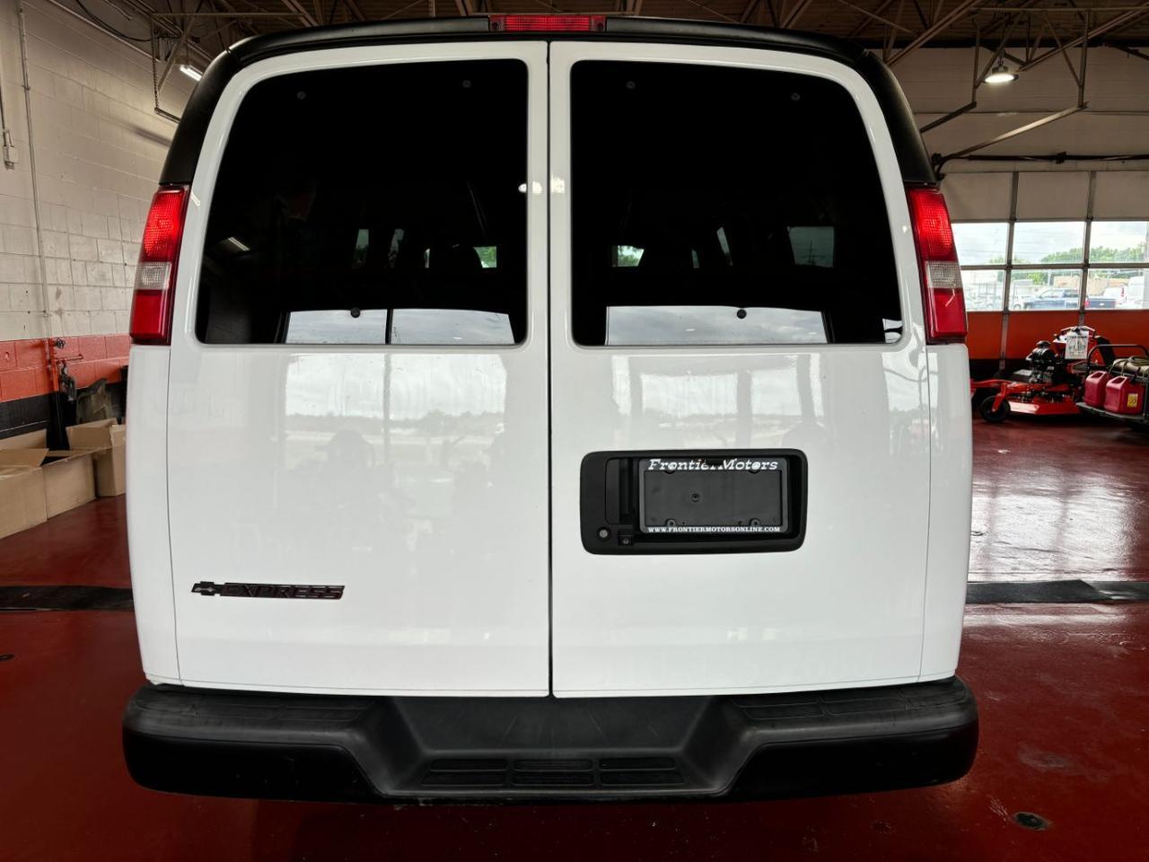 2017 Chevrolet Express 3500 LS Franklin OH