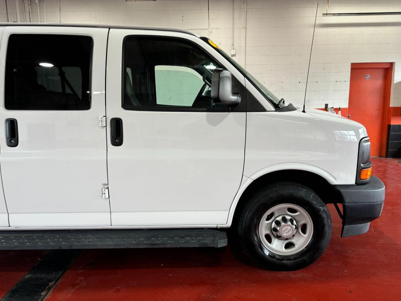 2017 Chevrolet Express 3500 LS Franklin OH