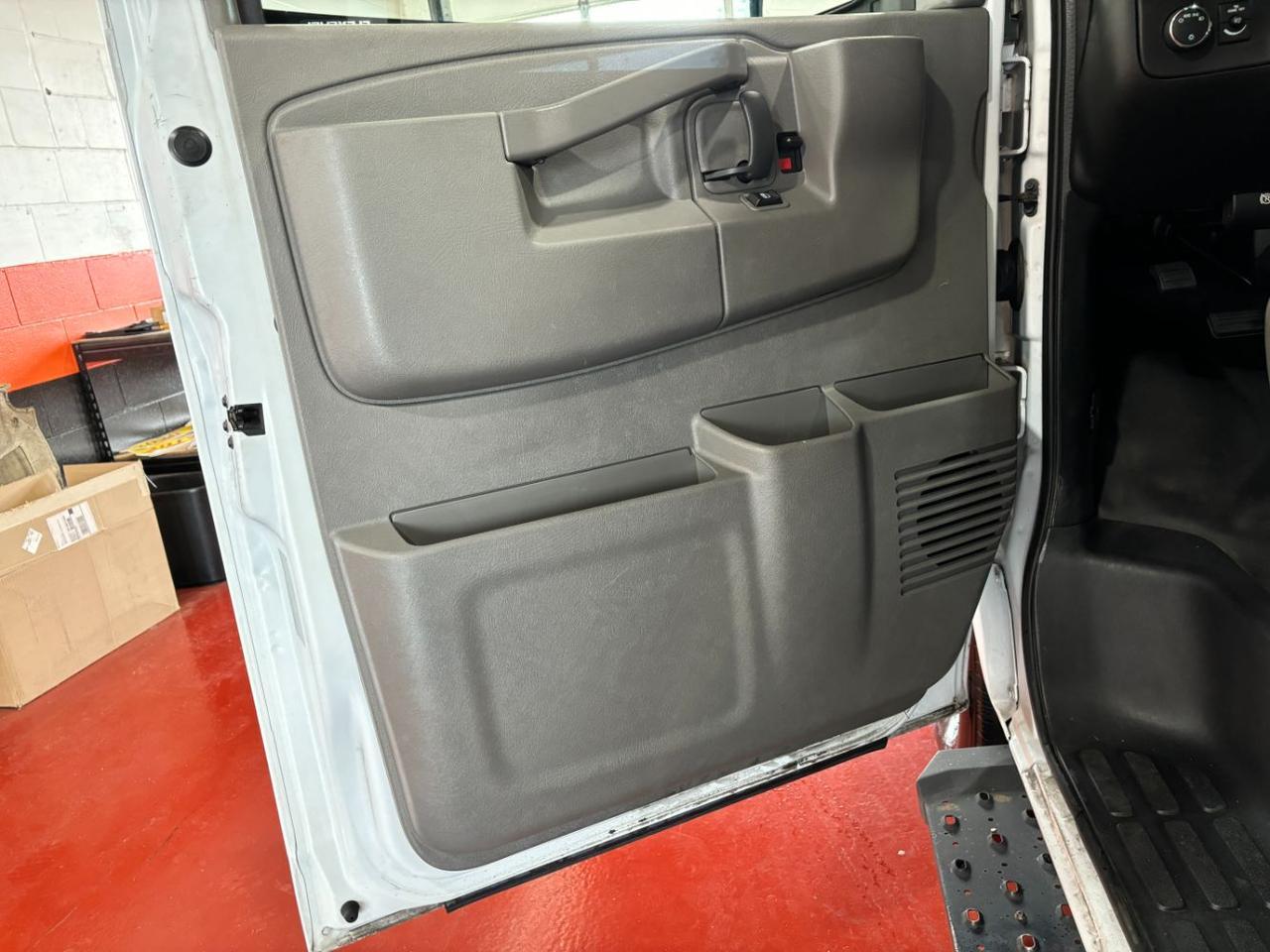 2017 Chevrolet Express 3500 LS Franklin OH
