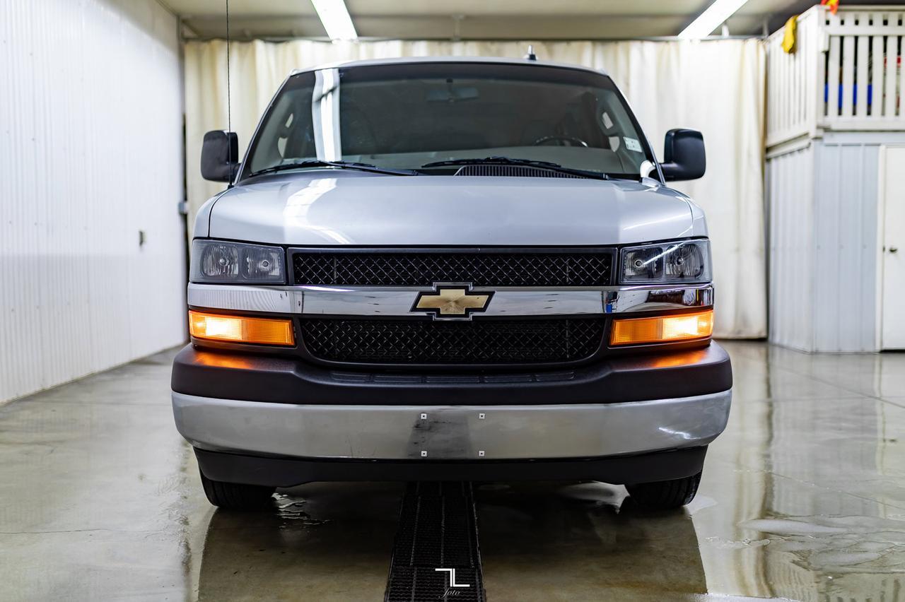 2017 Chevrolet Express 3500 LT 12 Passenger Nav Red Deer AB