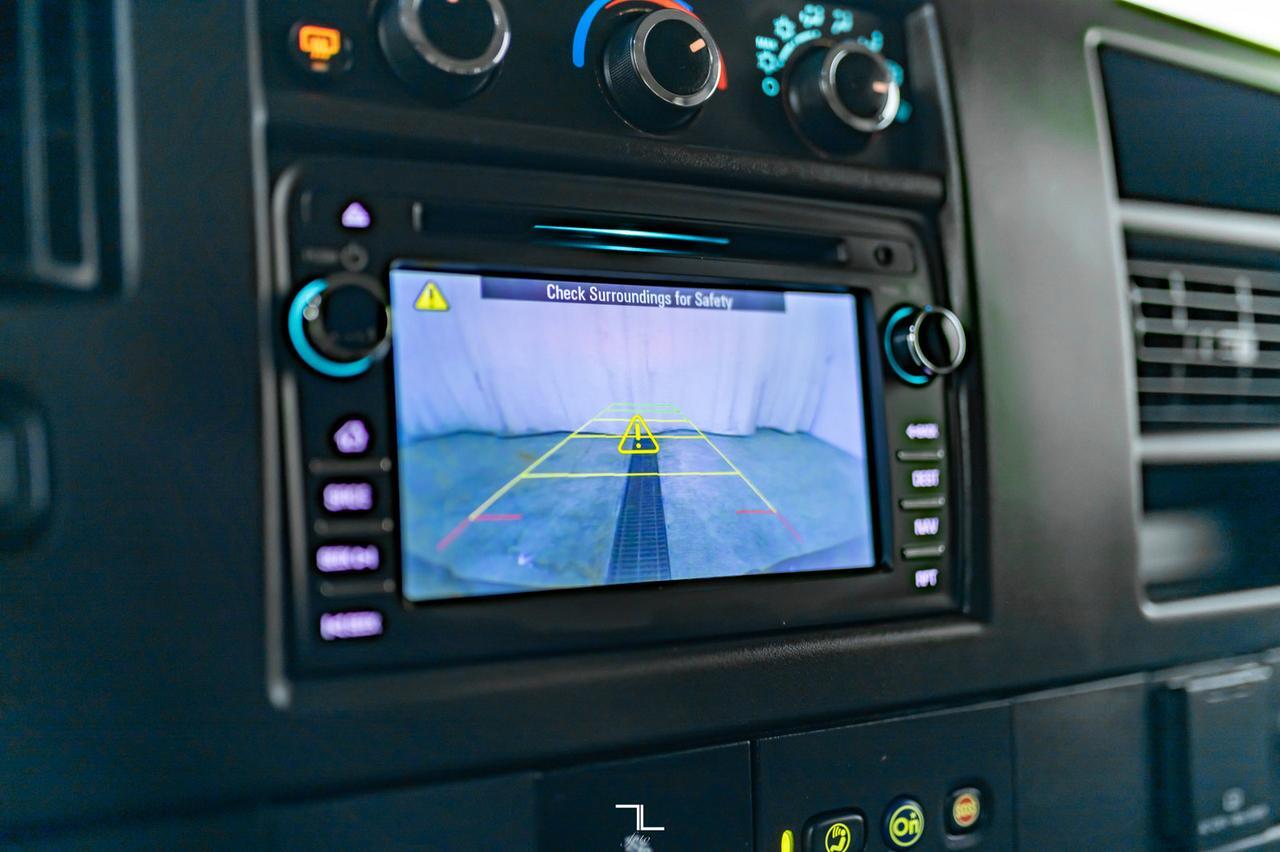 2017 Chevrolet Express 3500 LT 12 Passenger Nav Red Deer AB