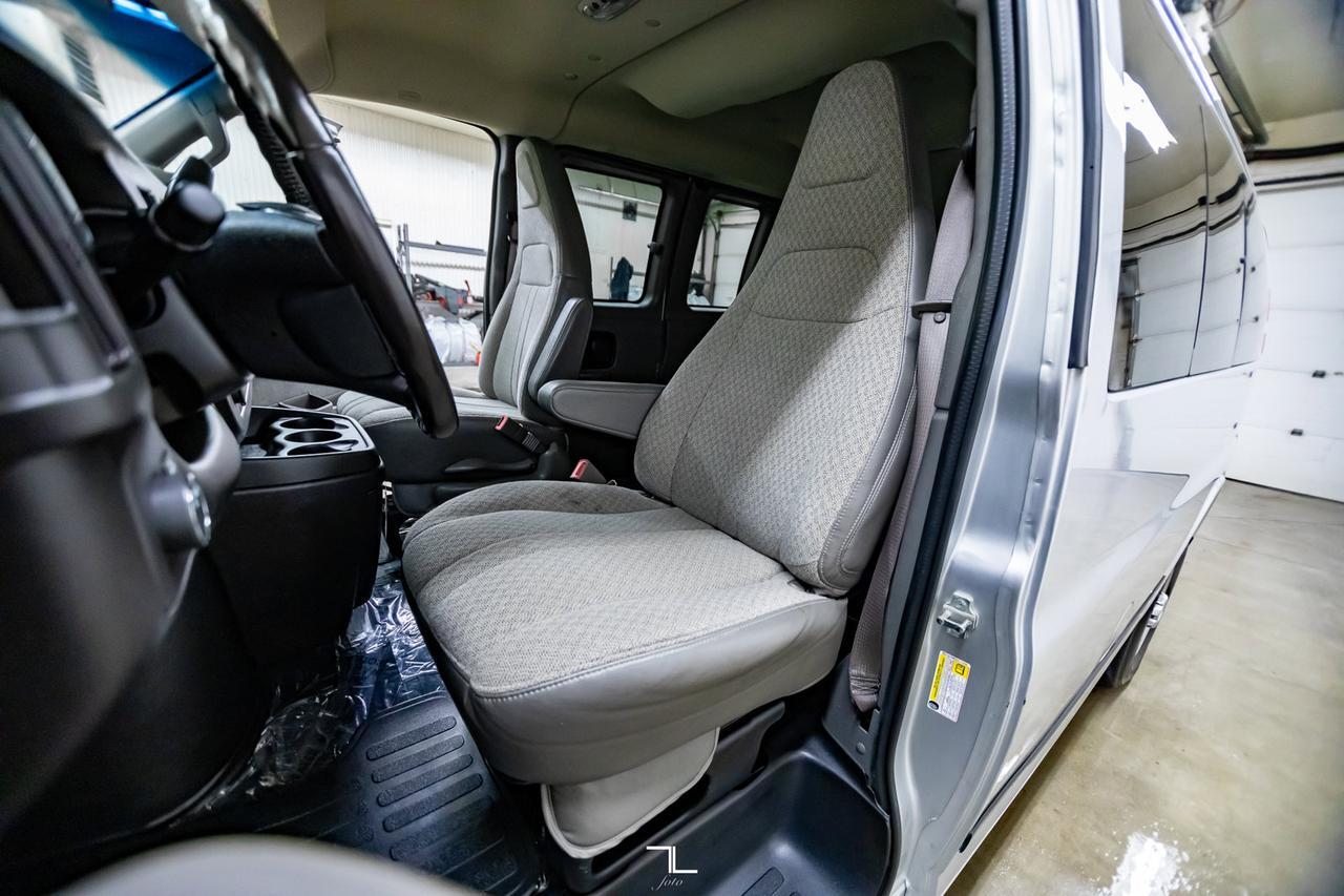 2017 Chevrolet Express 3500 LT 12 Passenger Nav Red Deer AB