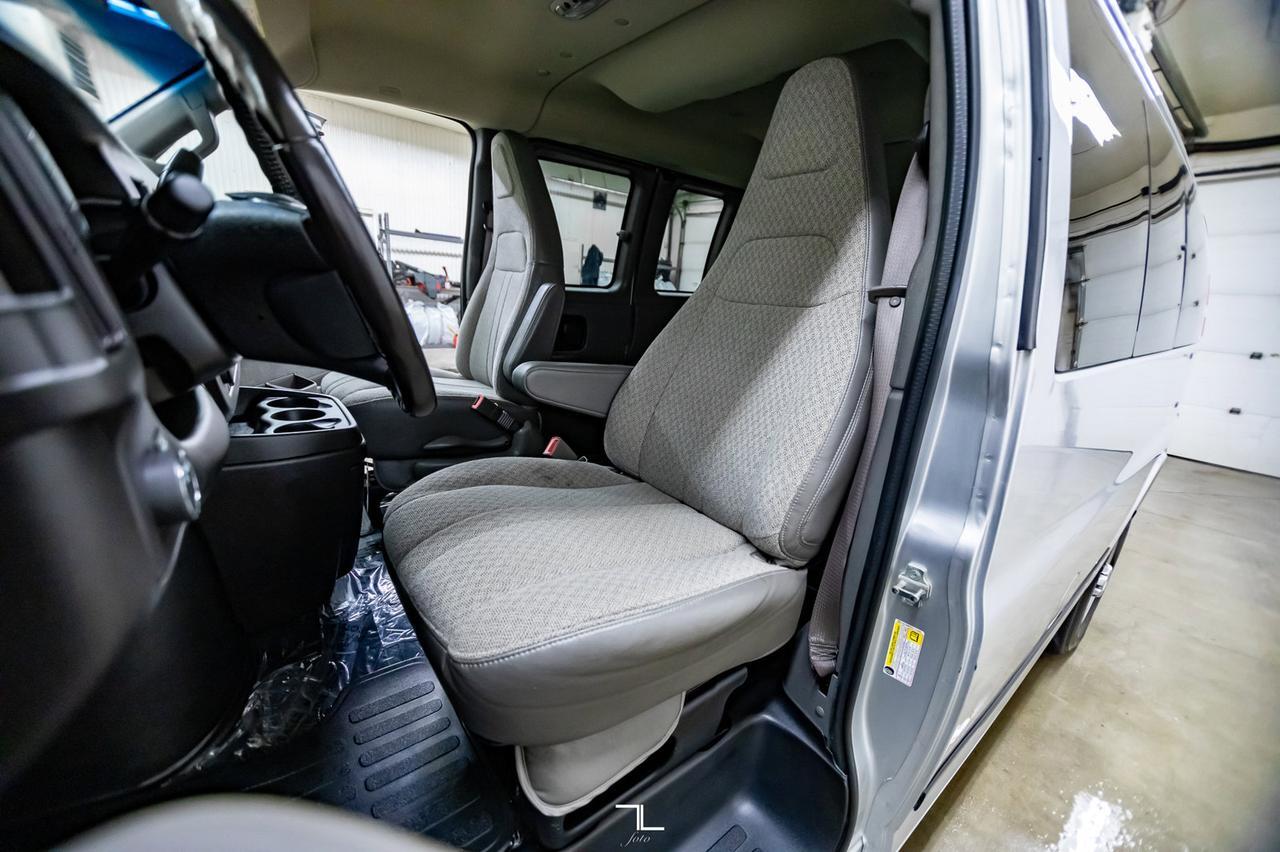 2017 Chevrolet Express 3500 LT 12 Passenger Nav Red Deer AB