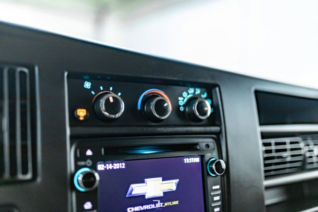 2017 Chevrolet Express 3500 LT 12 Passenger Nav Red Deer AB