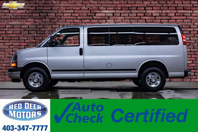 2017 Chevrolet Express 3500 LT 12 Passenger Nav