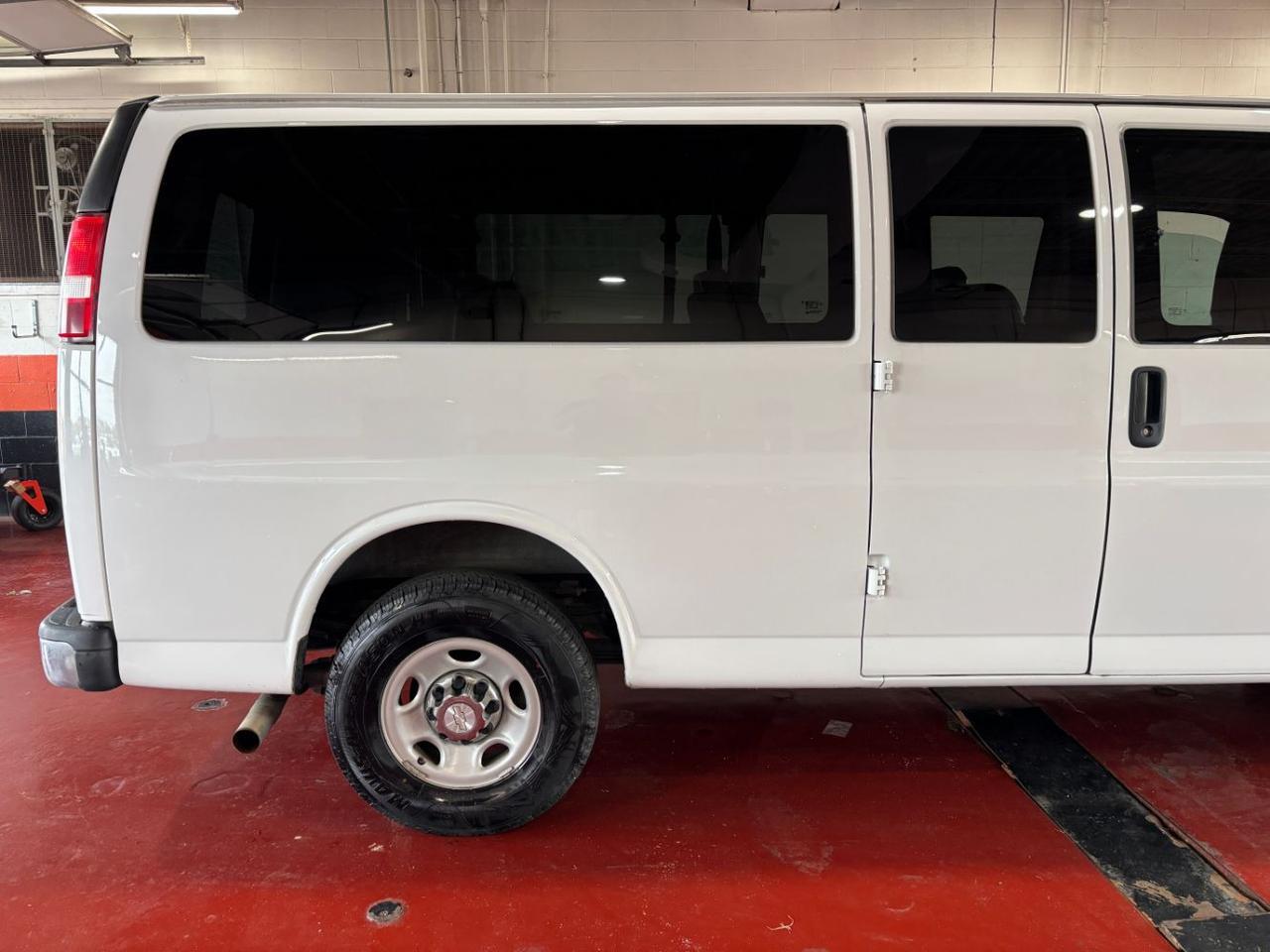 2017 Chevrolet Express 3500 LT Franklin OH