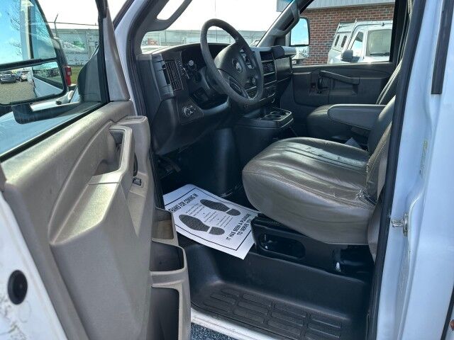 2017 Chevrolet Express 3500 Reading Enclosed Service Body Ashland VA