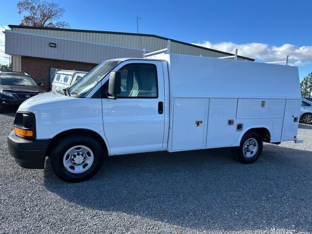 2017 Chevrolet Express 3500 Reading Enclosed Service Body