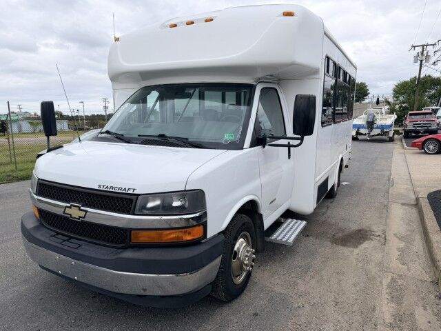 2017 Chevrolet Express Bus w Wheelchair Lift Henrico VA