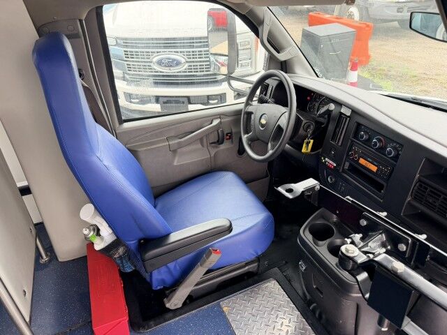 2017 Chevrolet Express Bus w Wheelchair Lift Henrico VA