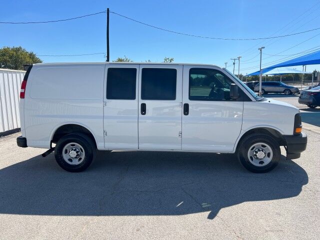 2017 Chevrolet Express Cargo Van  Gainesville TX