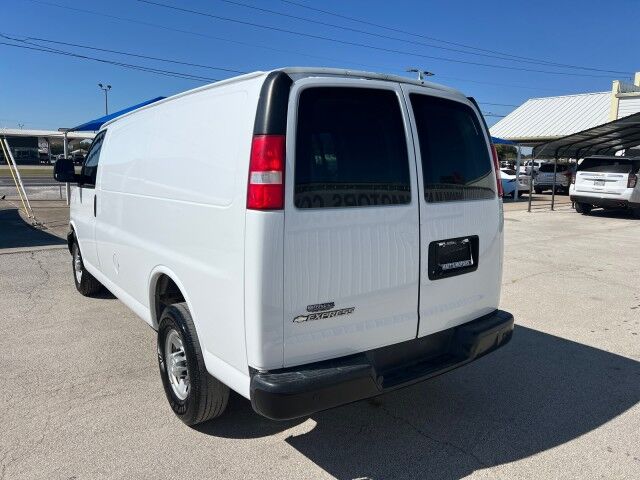 2017 Chevrolet Express Cargo Van  Gainesville TX