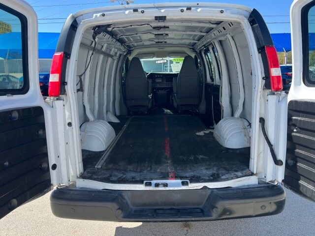 2017 Chevrolet Express Cargo Van  Gainesville TX