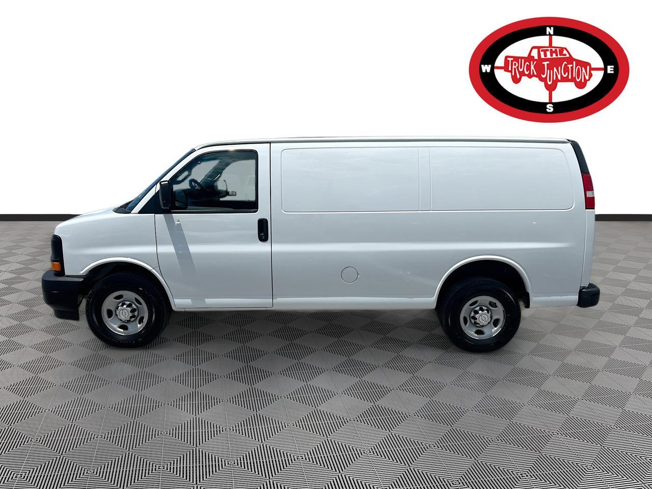 2017 Chevrolet Express Cargo Van RWD 2500 Venice FL