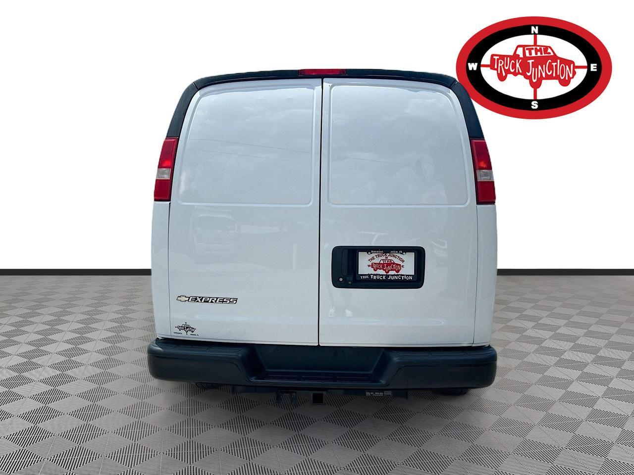 2017 Chevrolet Express Cargo Van RWD 2500 Venice FL