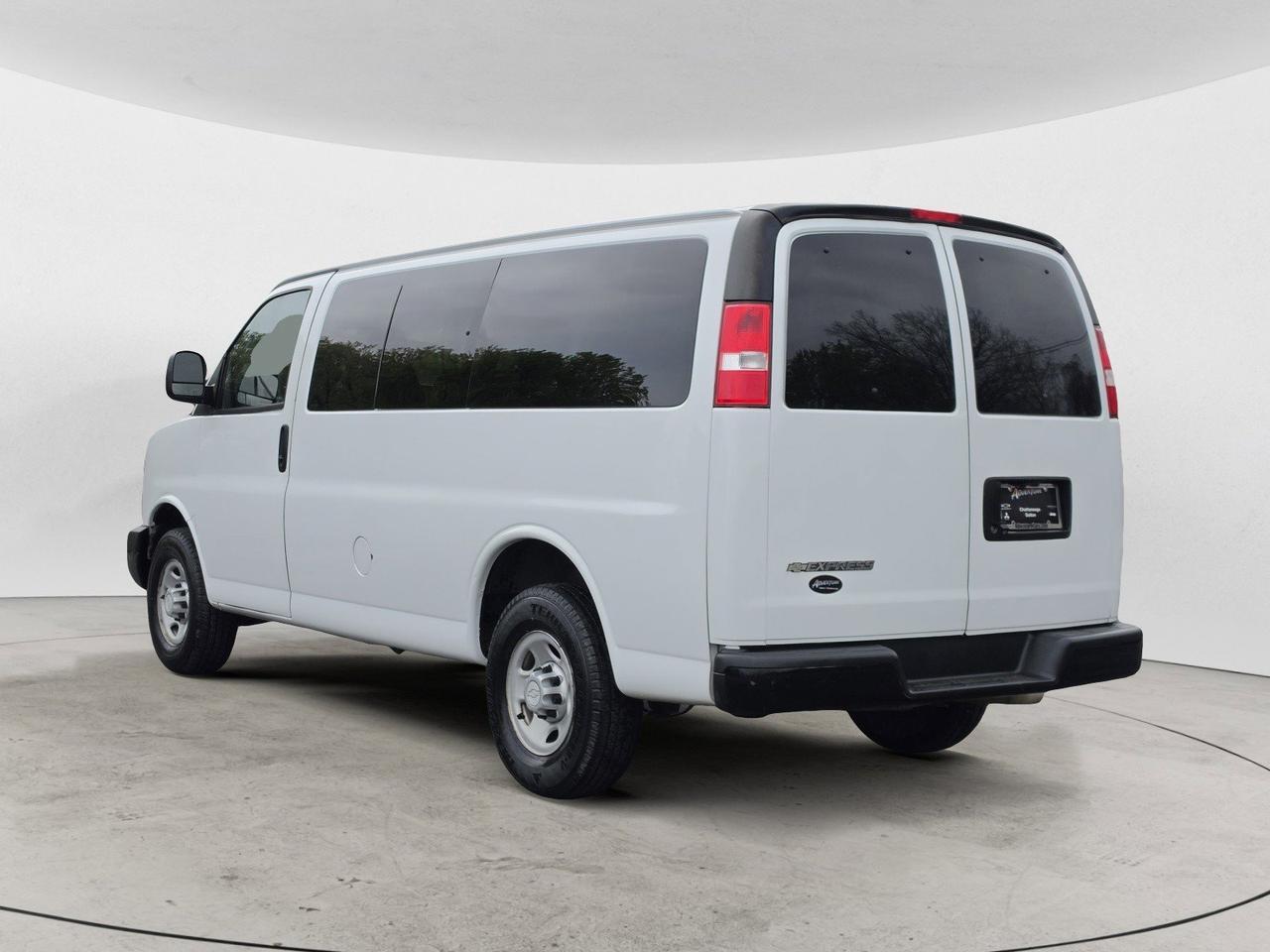 2017 Chevrolet Express Passenger LS Dalton GA