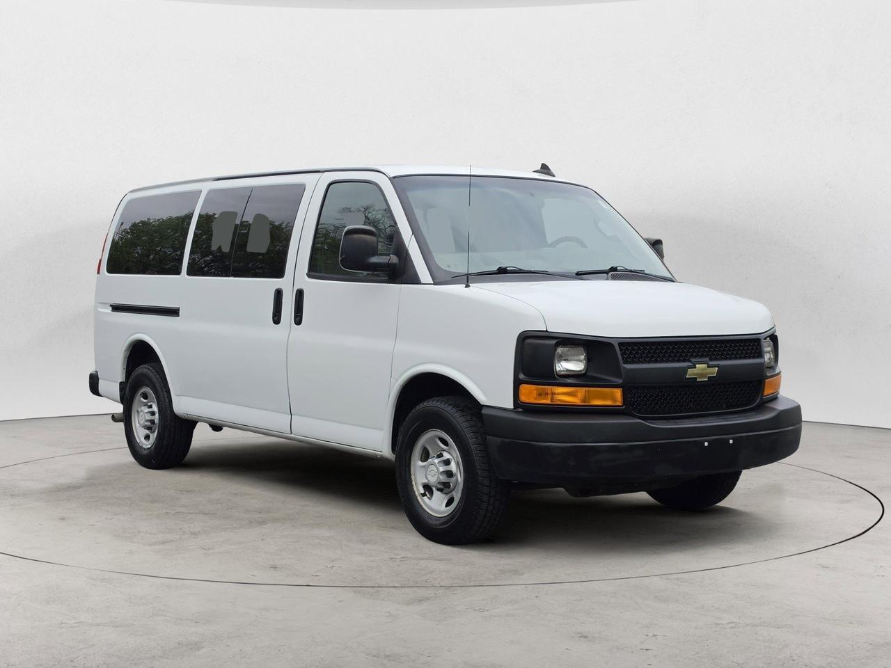 2017 Chevrolet Express Passenger LS