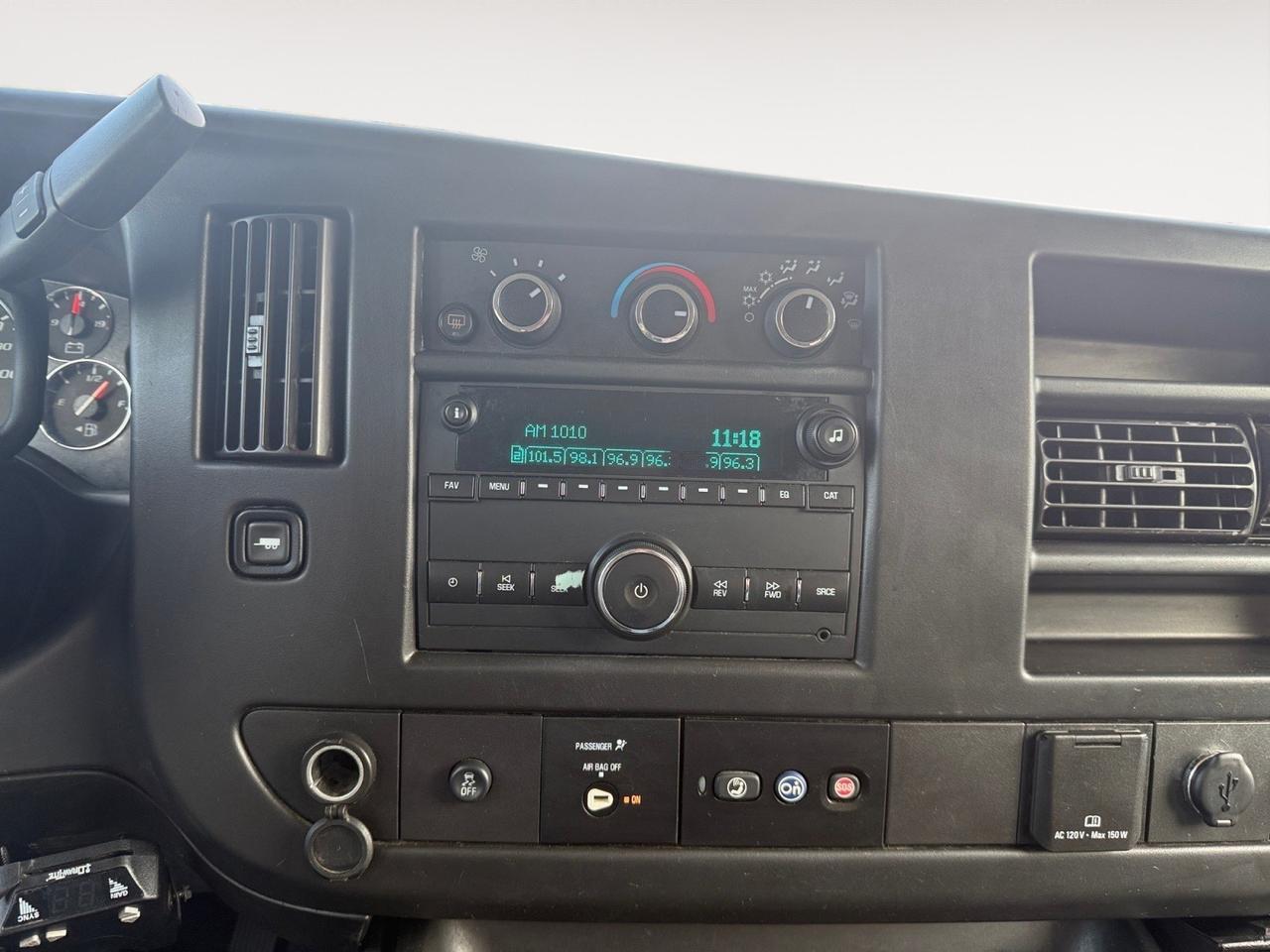 2017 Chevrolet Express Passenger LT, BLUETOOTH, USB, AUX, AUTOMATIC HEADLIGHTS, POWERED WINDOWS, STEERING WHEEL CONTROLS, KEYLESS ENTRY, 12 SEATS, CLEAN CARFAX! Norfolk VA