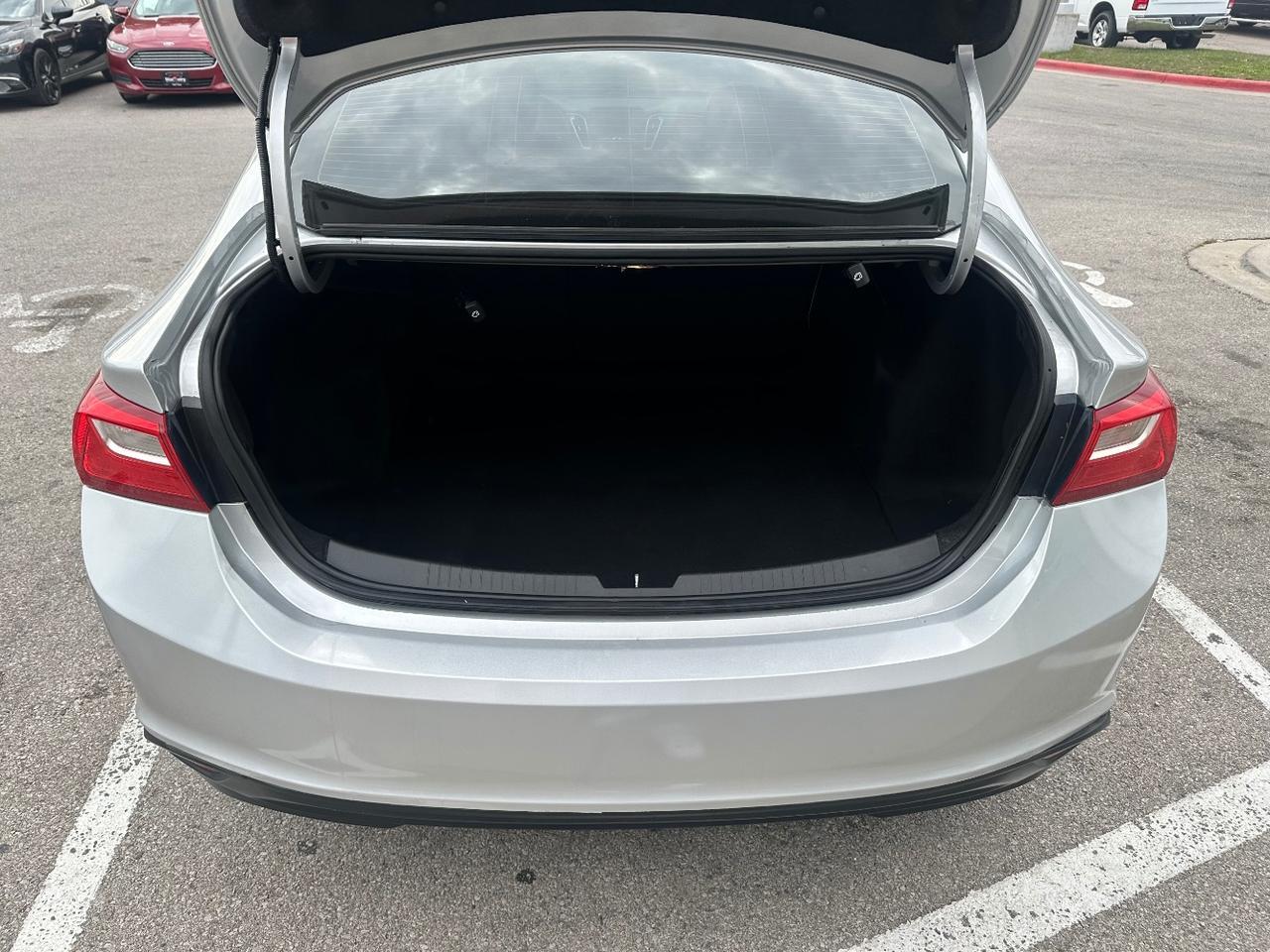 2017 Chevrolet Malibu 1LT Austin TX