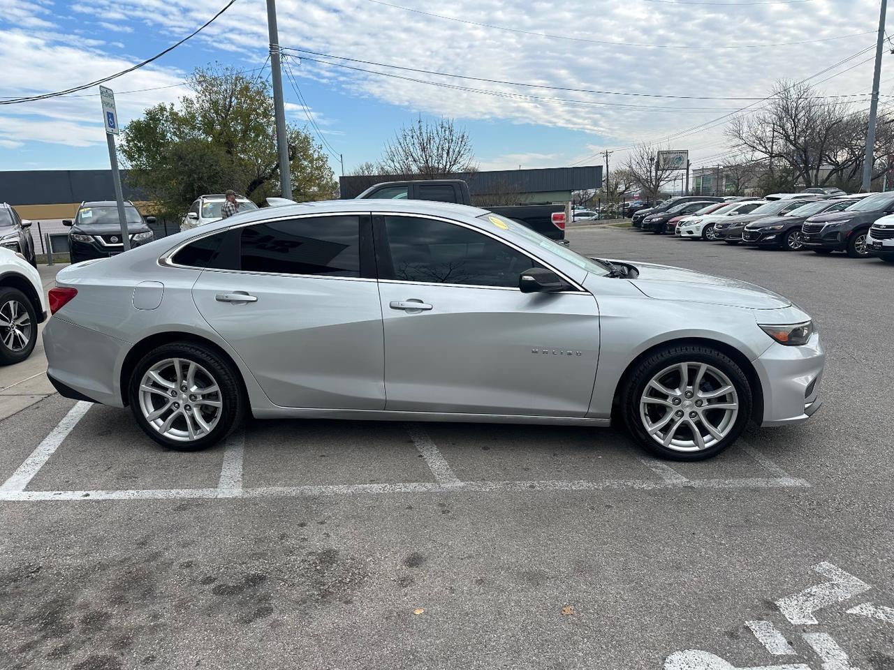2017 Chevrolet Malibu 1LT Austin TX