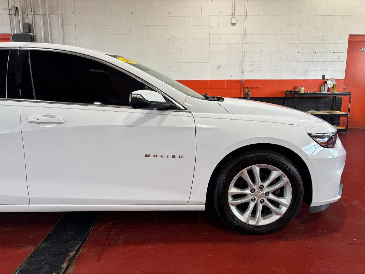 2017 Chevrolet Malibu 1LT Franklin OH