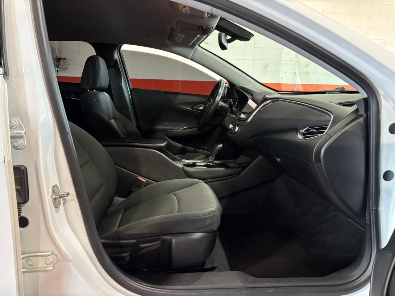 2017 Chevrolet Malibu 1LT Franklin OH