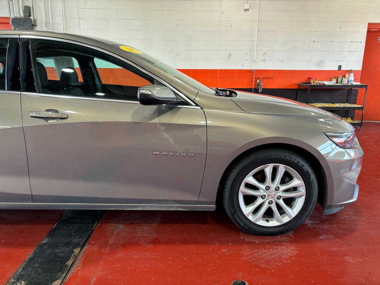 2017 Chevrolet Malibu 1LT Franklin OH