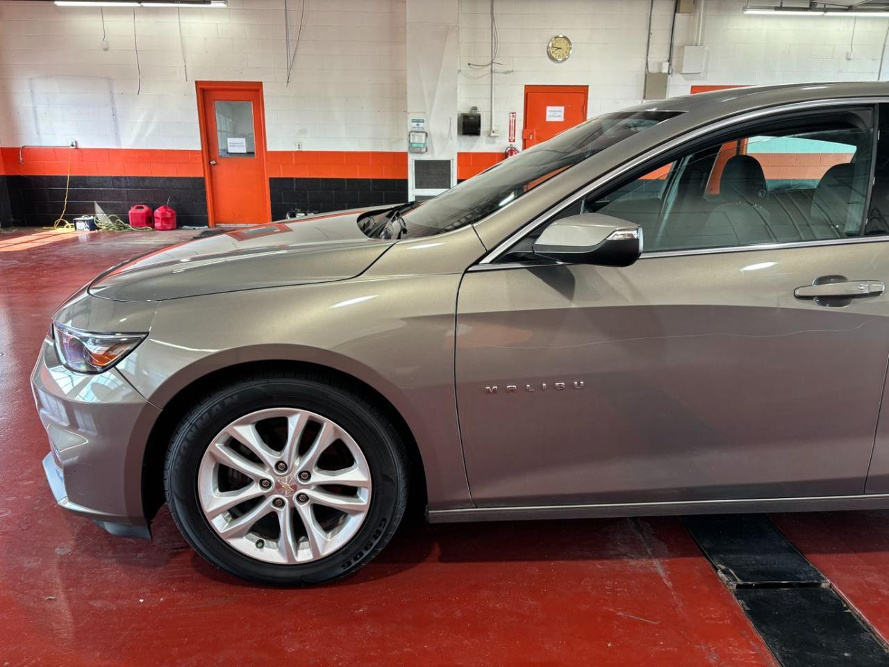 2017 Chevrolet Malibu 1LT Franklin OH