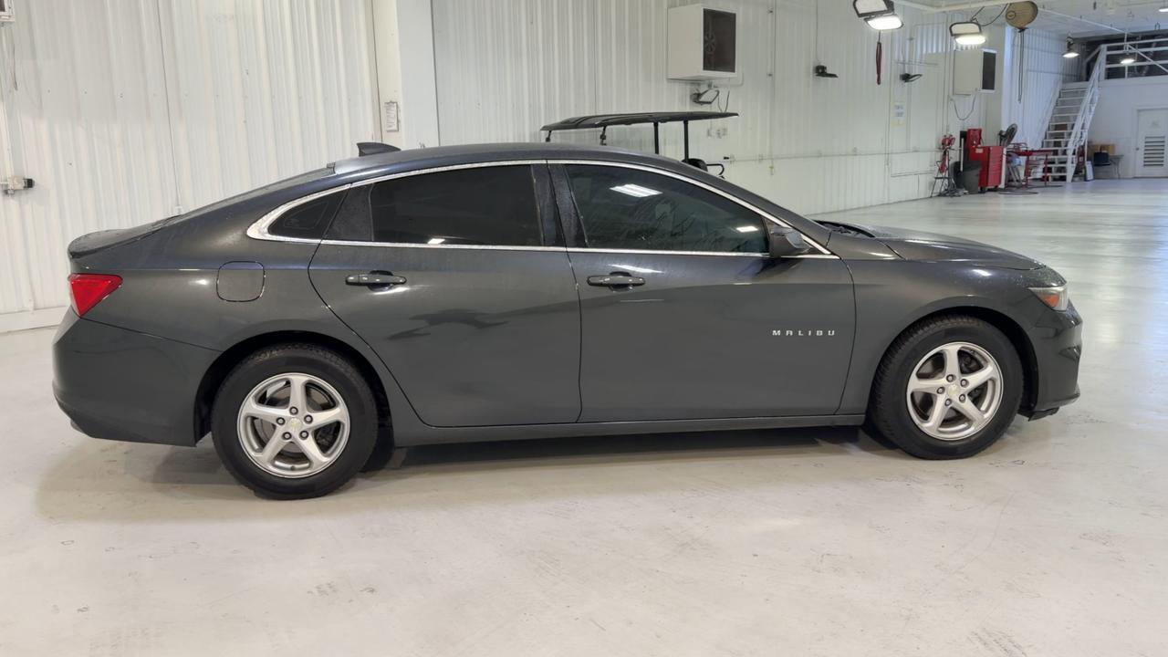 2017 Chevrolet Malibu LS