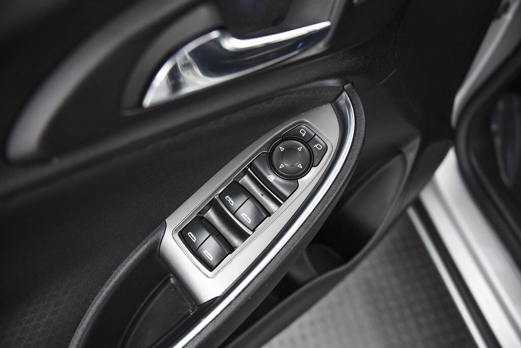 2017 Chevrolet Malibu LT Akron OH