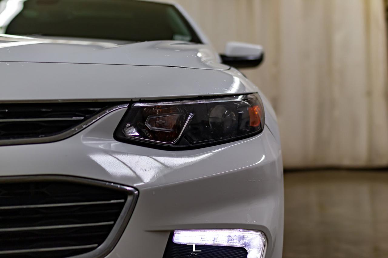 2017 Chevrolet Malibu LT Leather Roof Nav BCam Red Deer AB