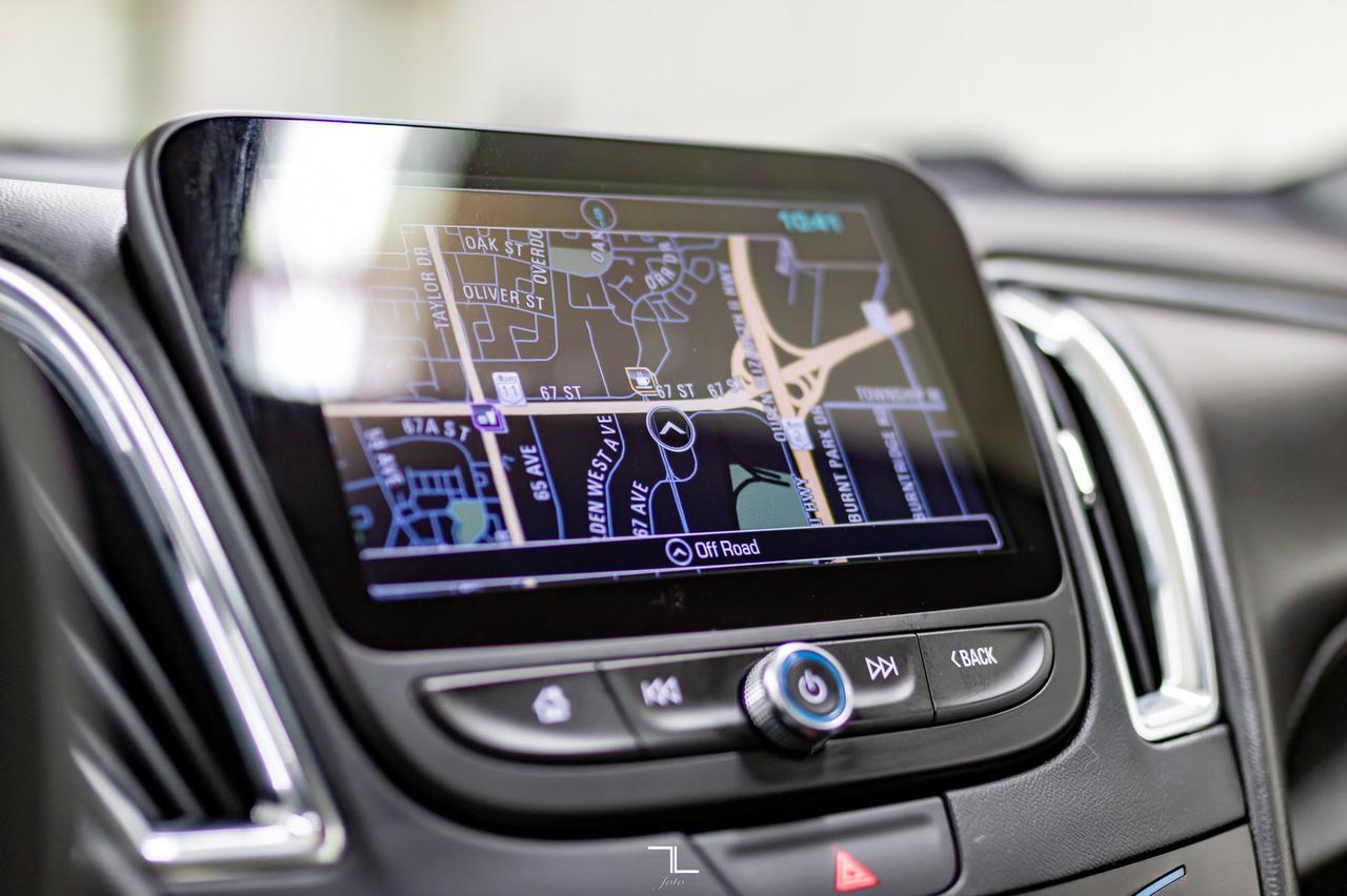 2017 Chevrolet Malibu LT Leather Roof Nav BCam Red Deer AB