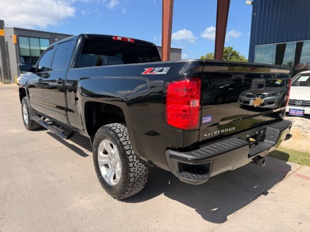 2017 Chevrolet SILVERADO LT