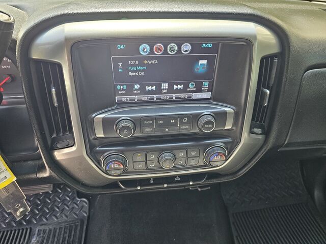2017 Chevrolet SILVERADO TRK  CREW CAB LT Morrow GA