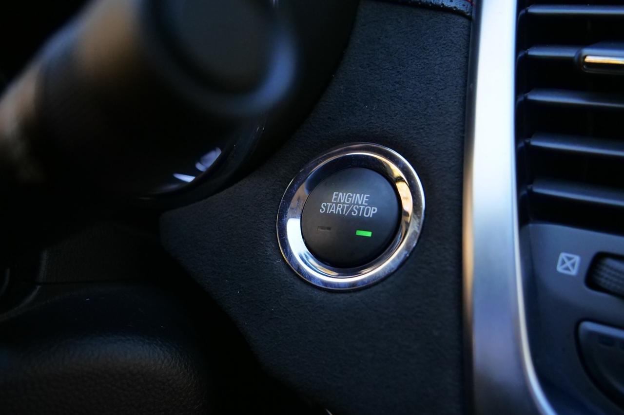 2017 Chevrolet SS / 6.2L V8 / Cooled Seats / Sunroof / Lexani Wheels! Lincolnton NC