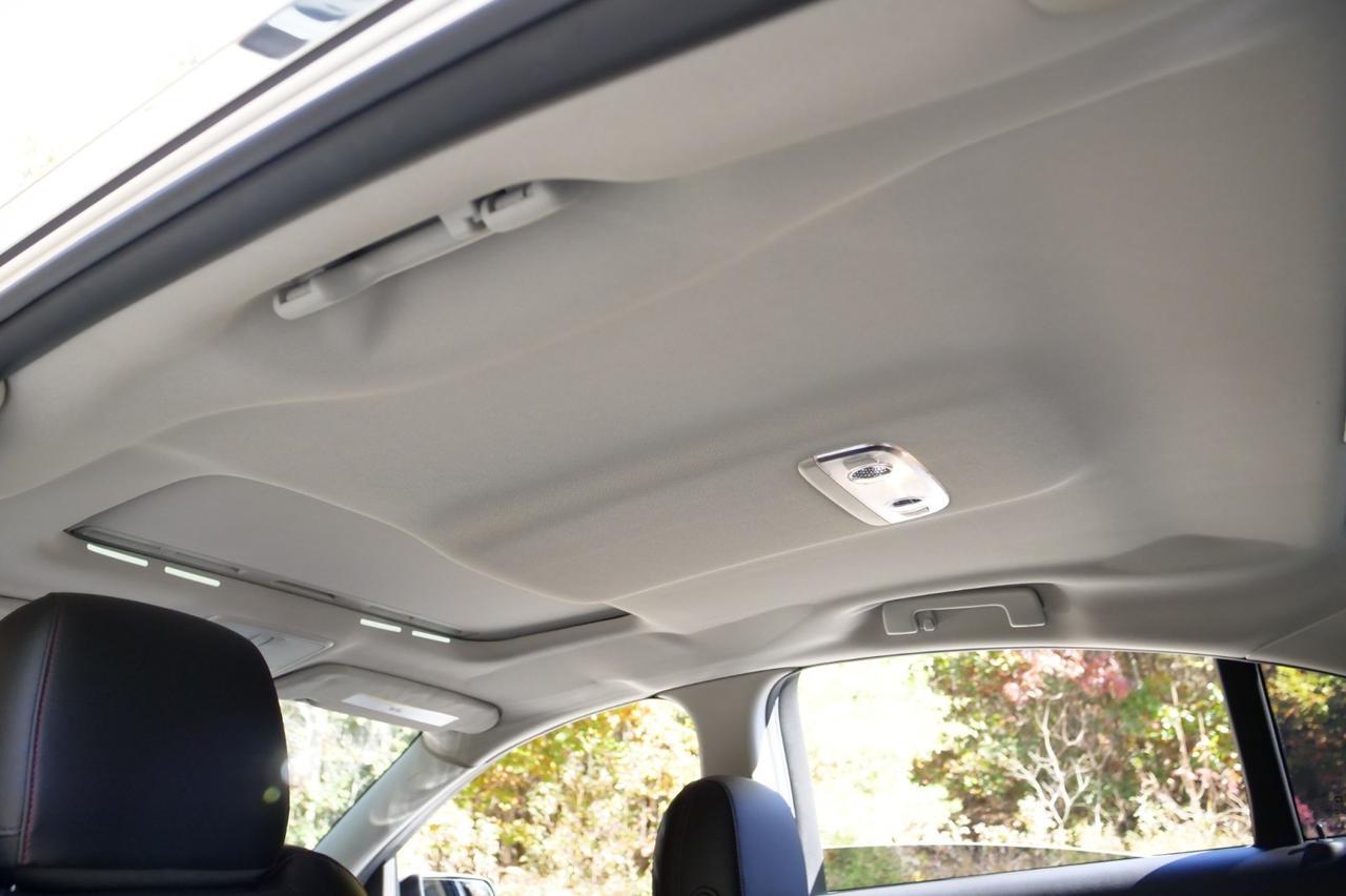 2017 Chevrolet SS / 6.2L V8 / Cooled Seats / Sunroof / Lexani Wheels! Lincolnton NC