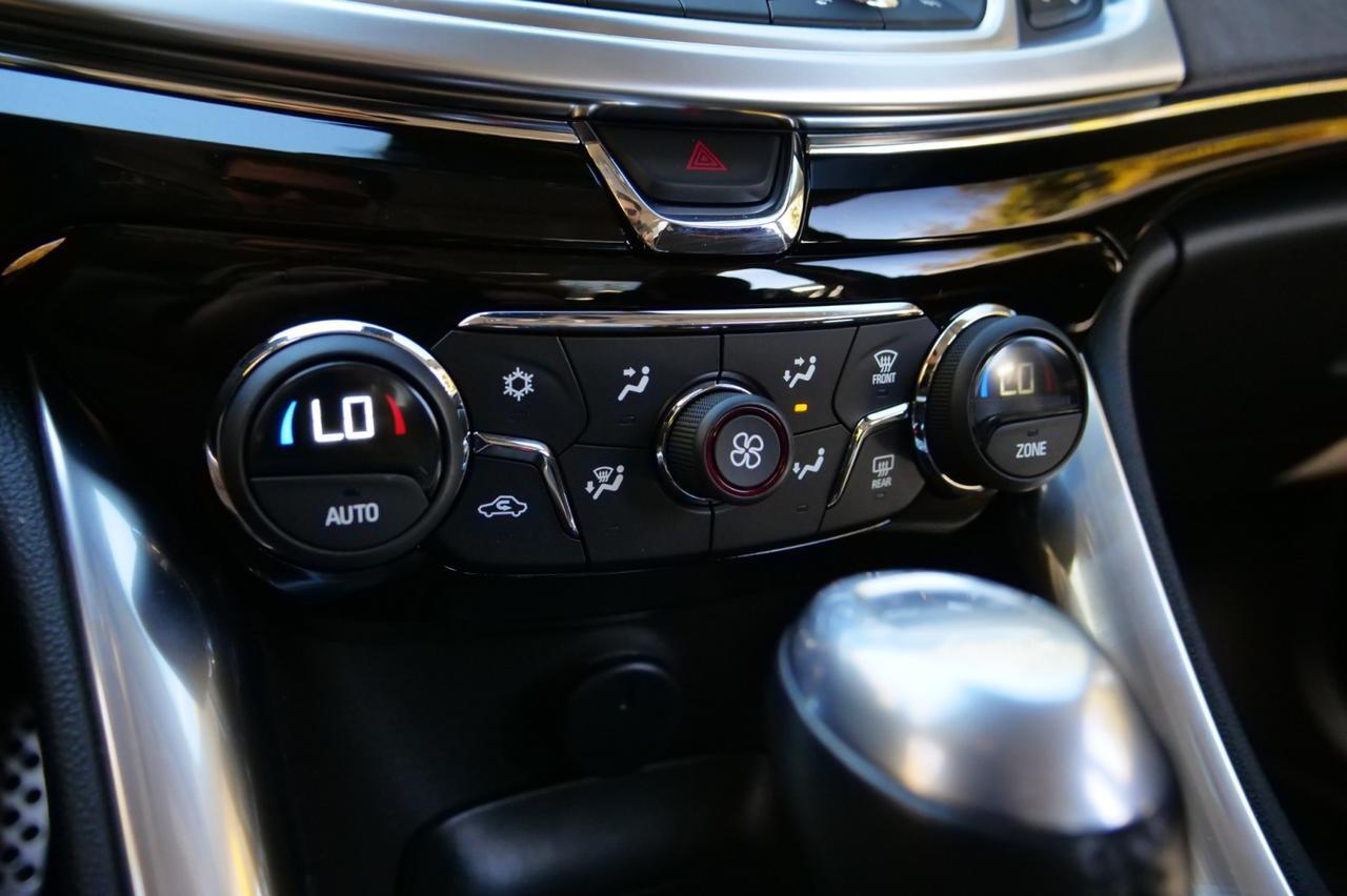 2017 Chevrolet SS / 6.2L V8 / Cooled Seats / Sunroof / Lexani Wheels! Lincolnton NC