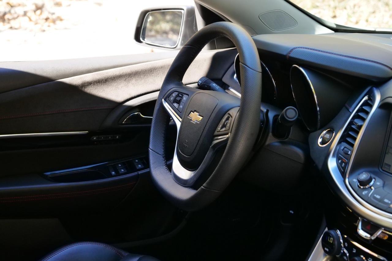 2017 Chevrolet SS / 6.2L V8 / Cooled Seats / Sunroof / Lexani Wheels! Lincolnton NC