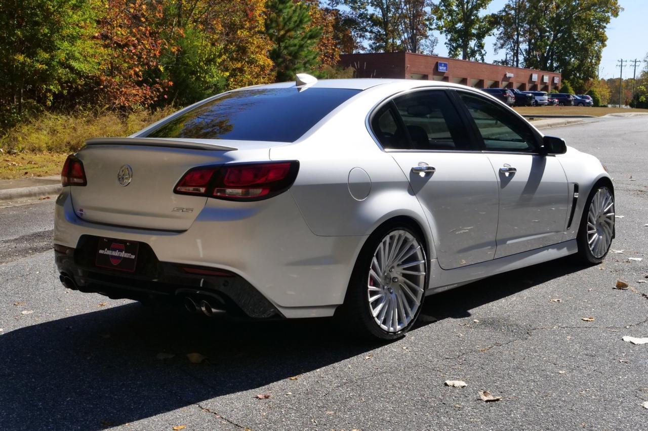 2017 Chevrolet SS / 6.2L V8 / Cooled Seats / Sunroof / Lexani Wheels! Lincolnton NC