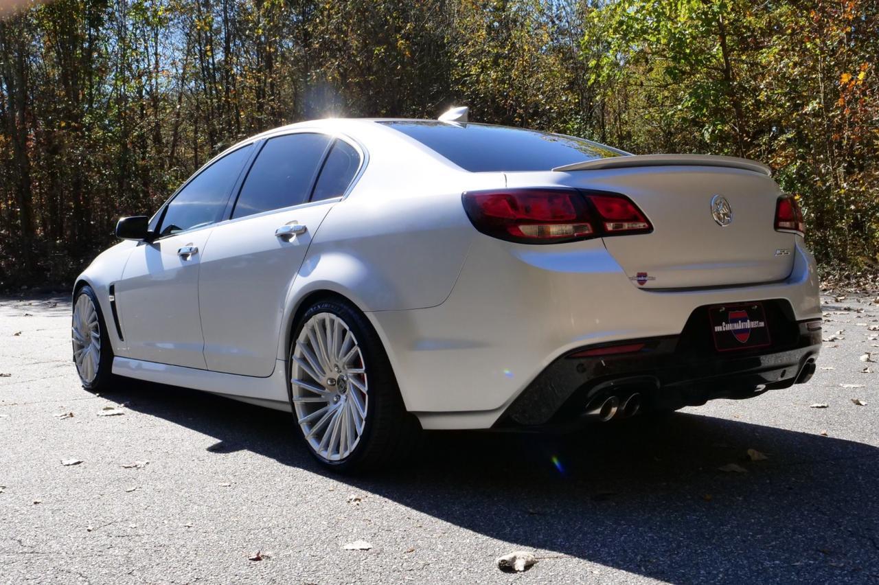 2017 Chevrolet SS / 6.2L V8 / Cooled Seats / Sunroof / Lexani Wheels! Lincolnton NC