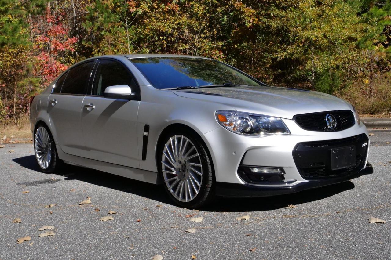 2017 Chevrolet SS / 6.2L V8 / Cooled Seats / Sunroof / Lexani Wheels! Lincolnton NC