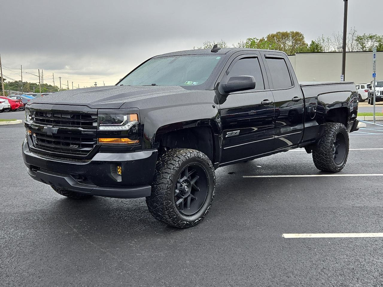 2017 Chevrolet Silverado 1500 2LT