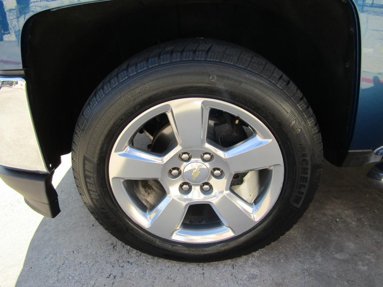 2017 Chevrolet Silverado 1500 2WD Crew Cab 143.5 LT w/1LT Grand Prairie TX