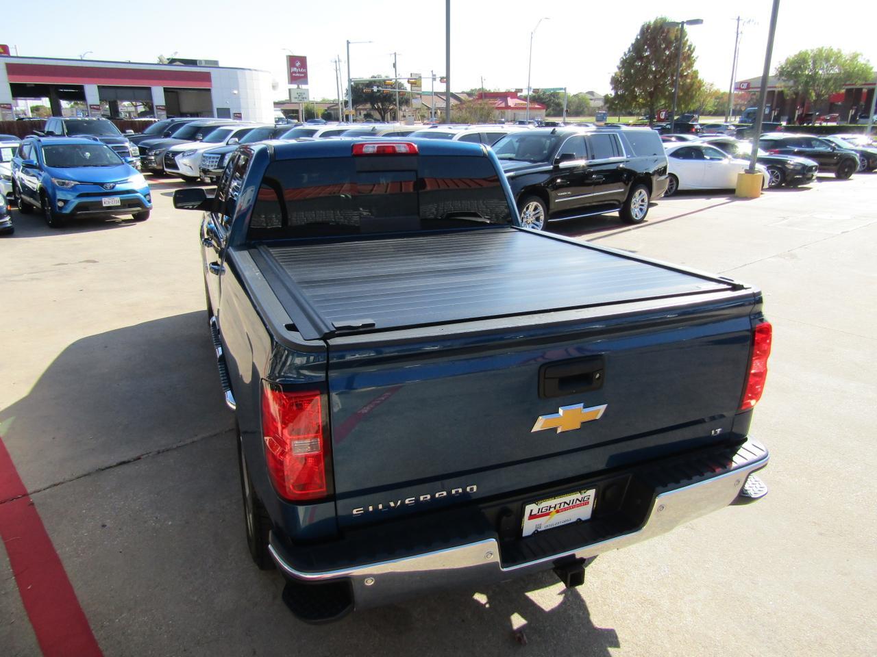 2017 Chevrolet Silverado 1500 2WD Crew Cab 143.5 LT w/1LT Grand Prairie TX