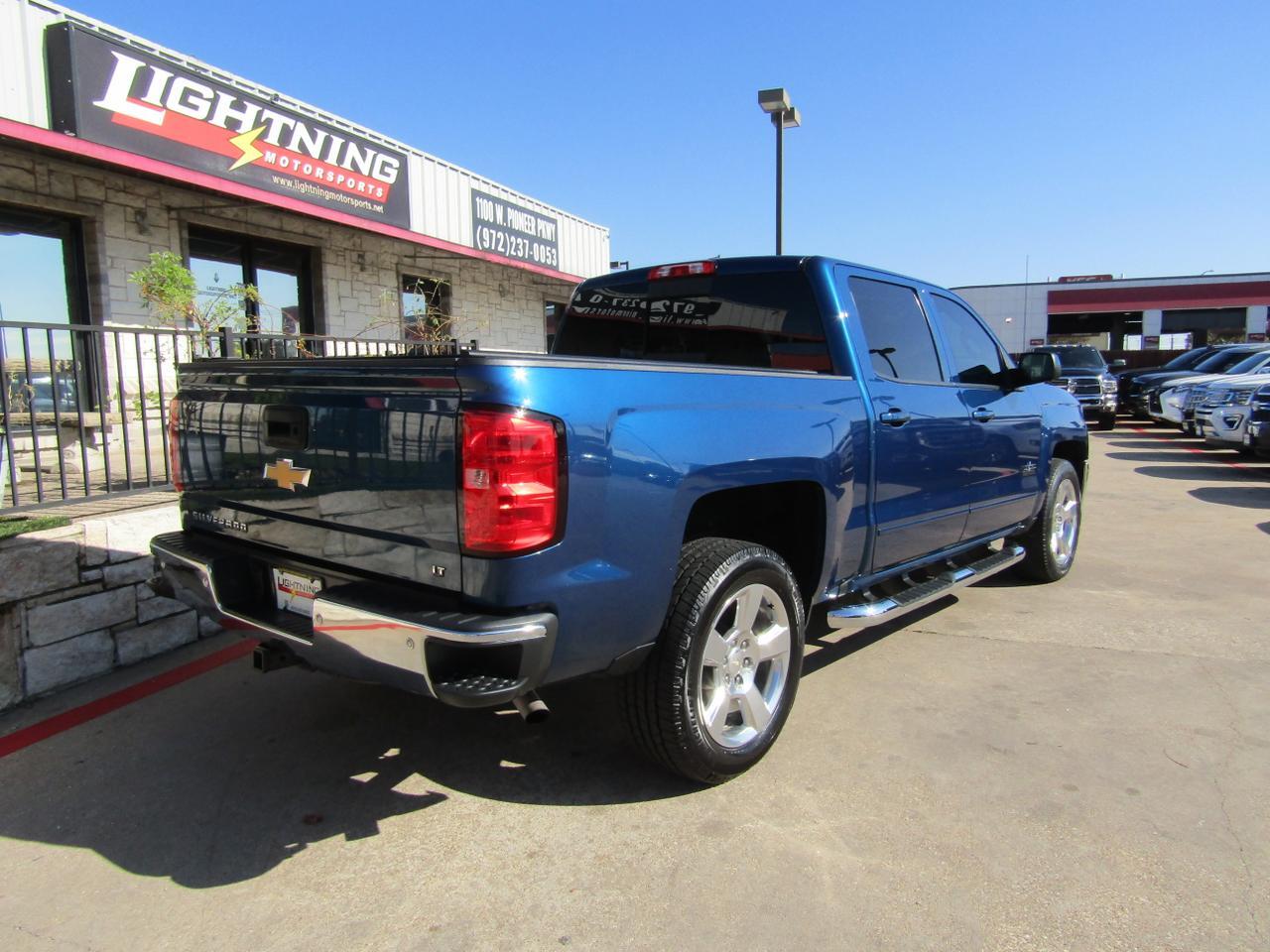 2017 Chevrolet Silverado 1500 2WD Crew Cab 143.5 LT w/1LT Grand Prairie TX