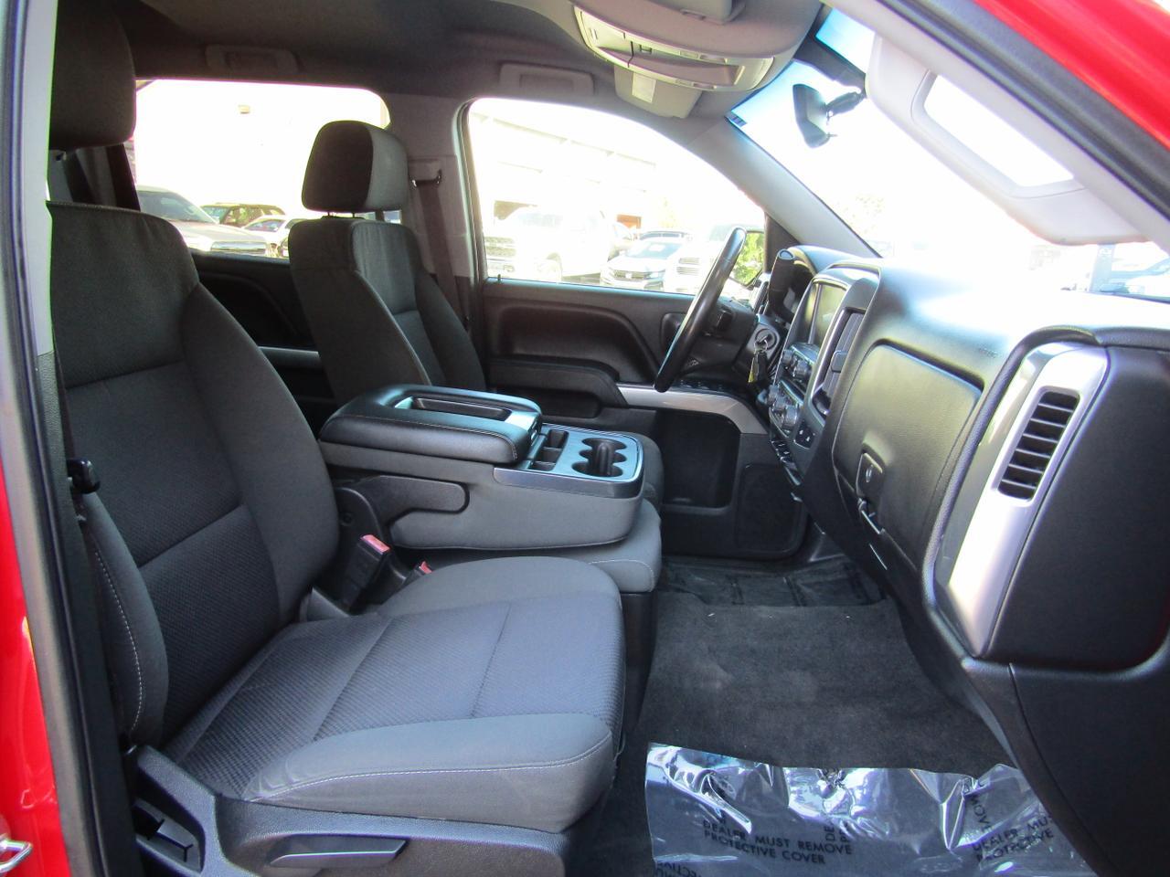 2017 Chevrolet Silverado 1500 4WD Crew Cab 143.5 LT w/1LT Grand Prairie TX