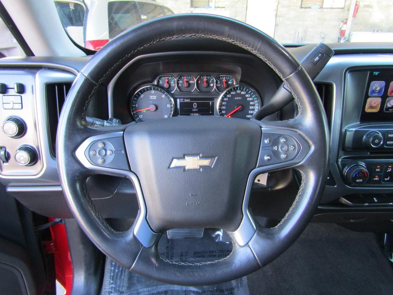 2017 Chevrolet Silverado 1500 4WD Crew Cab 143.5 LT w/1LT Grand Prairie TX